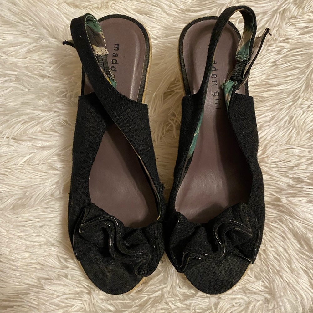 Madden Girl wedges